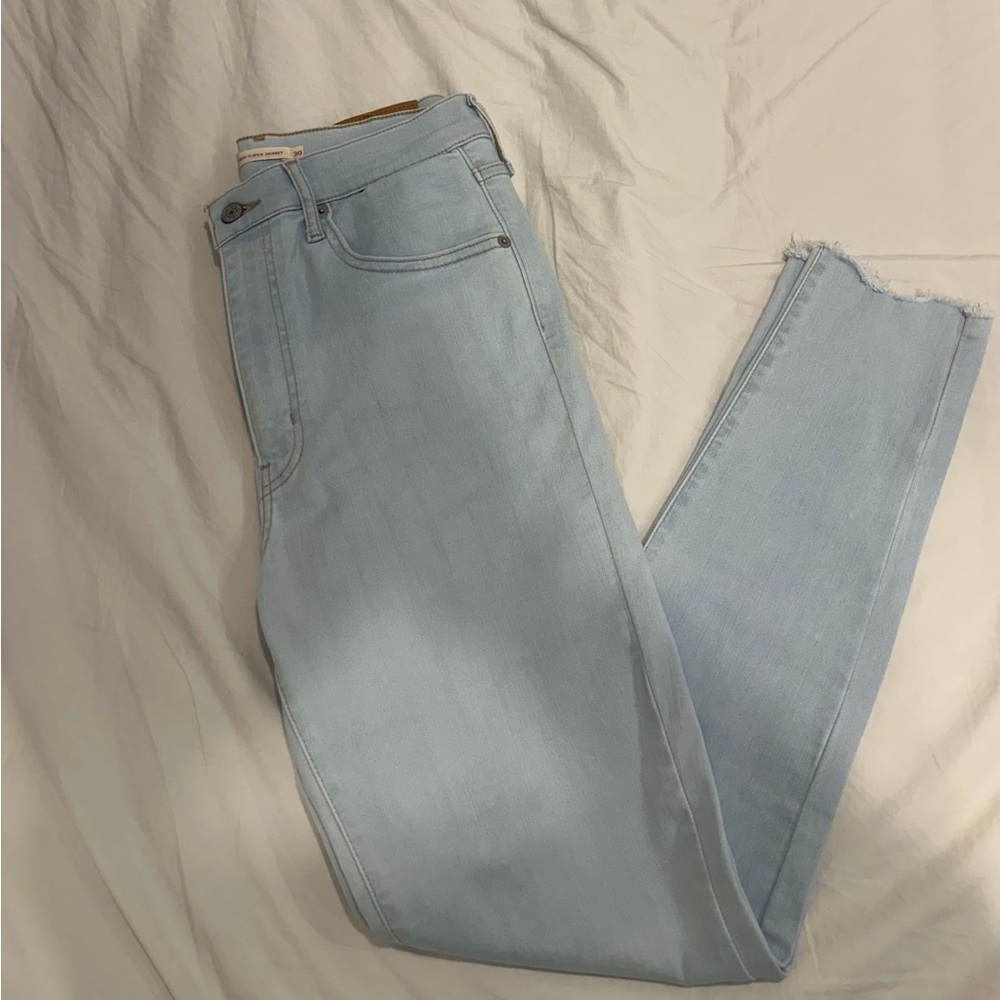 Levi's Women's Light Blue Skinny Jeans